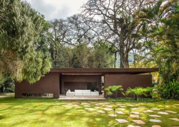 Mata House: A Fusion of Nature and Innovation in Sustainable Design